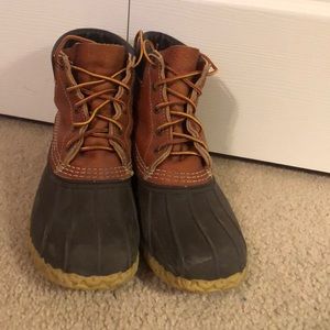Women’s Tumbled Leather LL Bean 6 inch boot